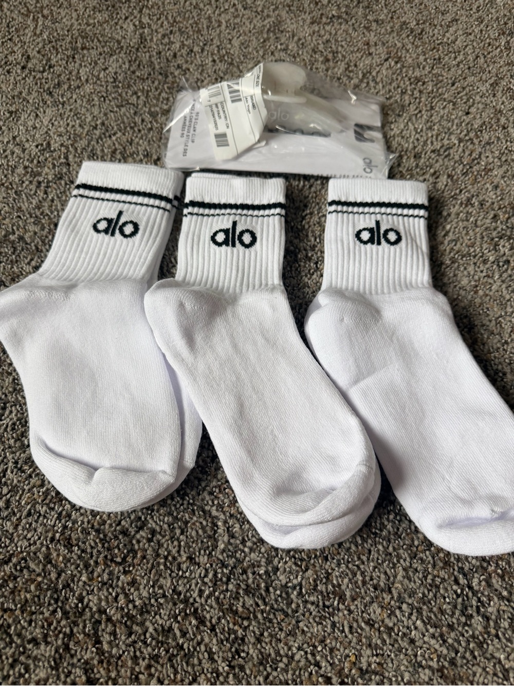 3 pack Alo yoga White half crew Socks and 1 white pearl hair claw clip bundle